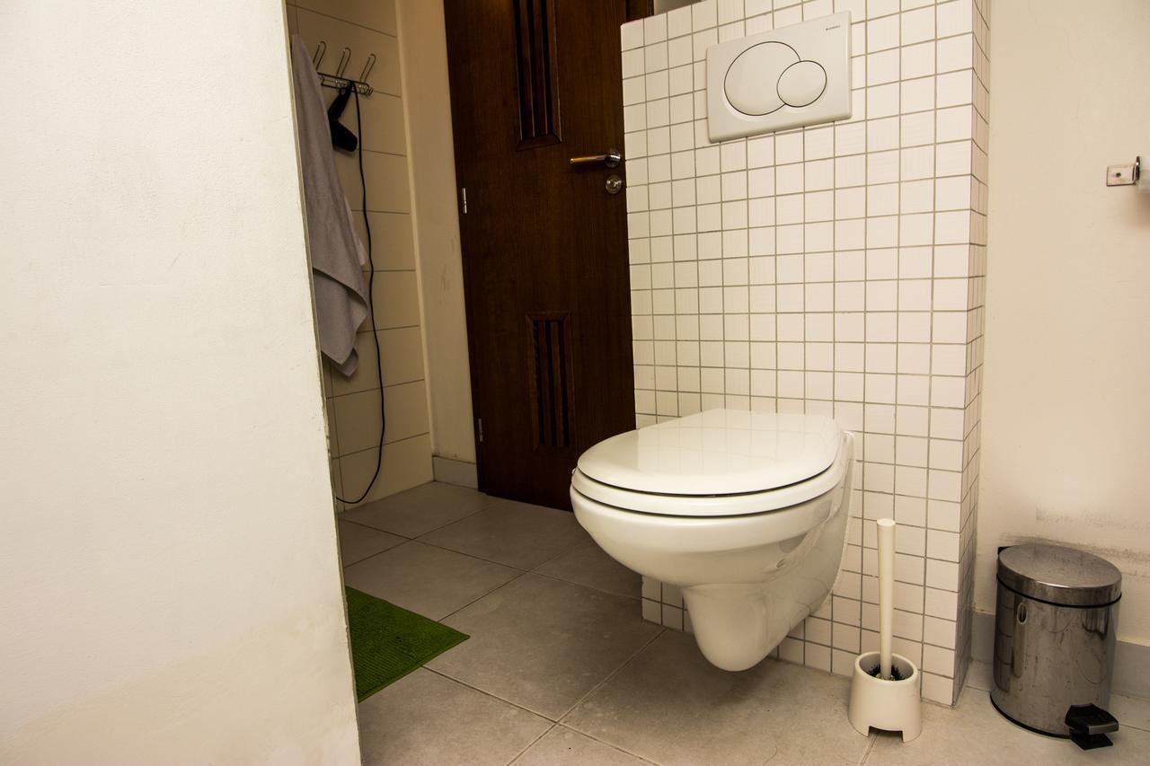 Onefam Miru Hostel Prague Exterior photo